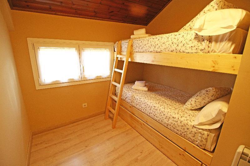 Snoe Apartamentos Mont Romies Plaza Salardú Extérieur photo